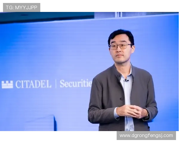 对话杨敏：探索她的攀岩生涯与心路历程