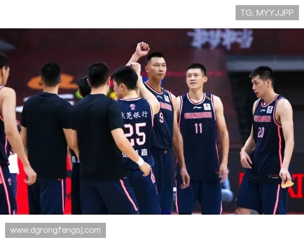 成都飞盘队在极限运动联赛中以76分稳居积分榜首位 成都飞盘队在极限运动联赛中以76分稳居积分榜首位